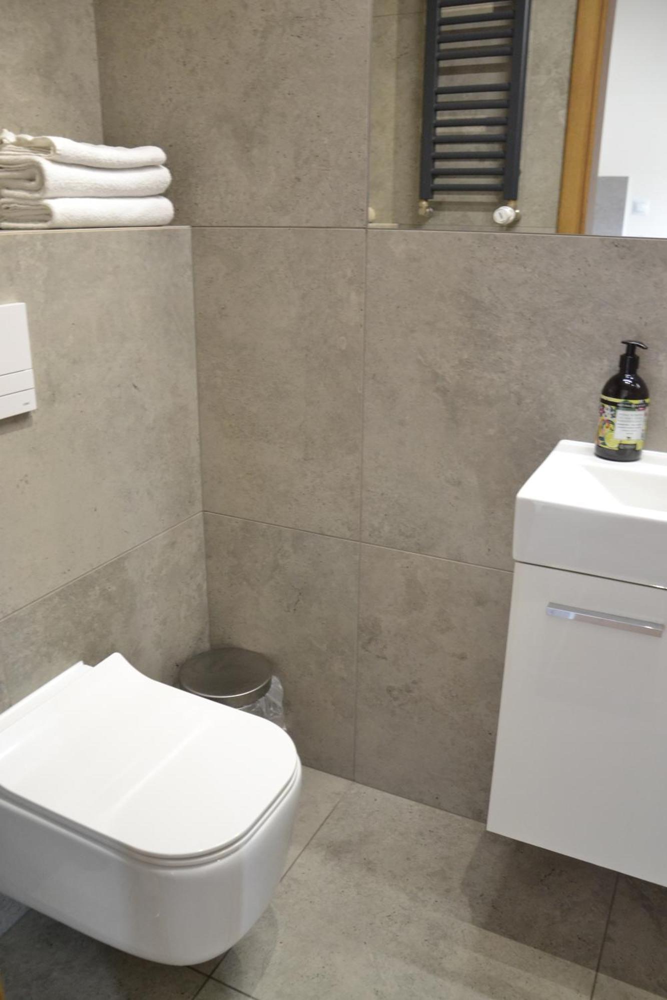 Apartamenty Na Ceglanej Oswiecim Ngoại thất bức ảnh